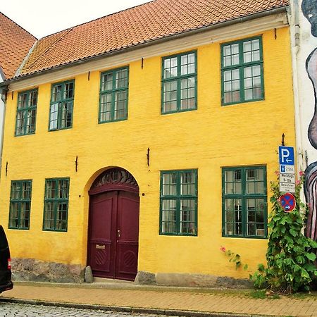 Das Gelbe Haus - Drei Besondere Ferienwohnungen Flensburgo Esterno foto