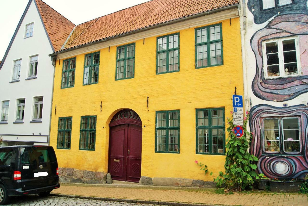 Das Gelbe Haus - Drei Besondere Ferienwohnungen Flensburgo Esterno foto